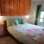 Canton 520 Camera Matrimoniale E Appartamento Self Check In