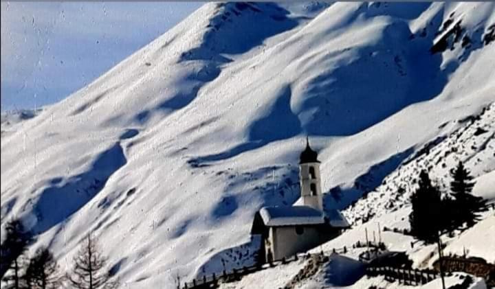 Canton 520 Matrimoniale E Self Check In Livigno